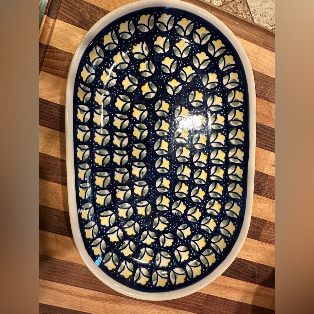 Elegant Blue and Yellow Serveware Platter